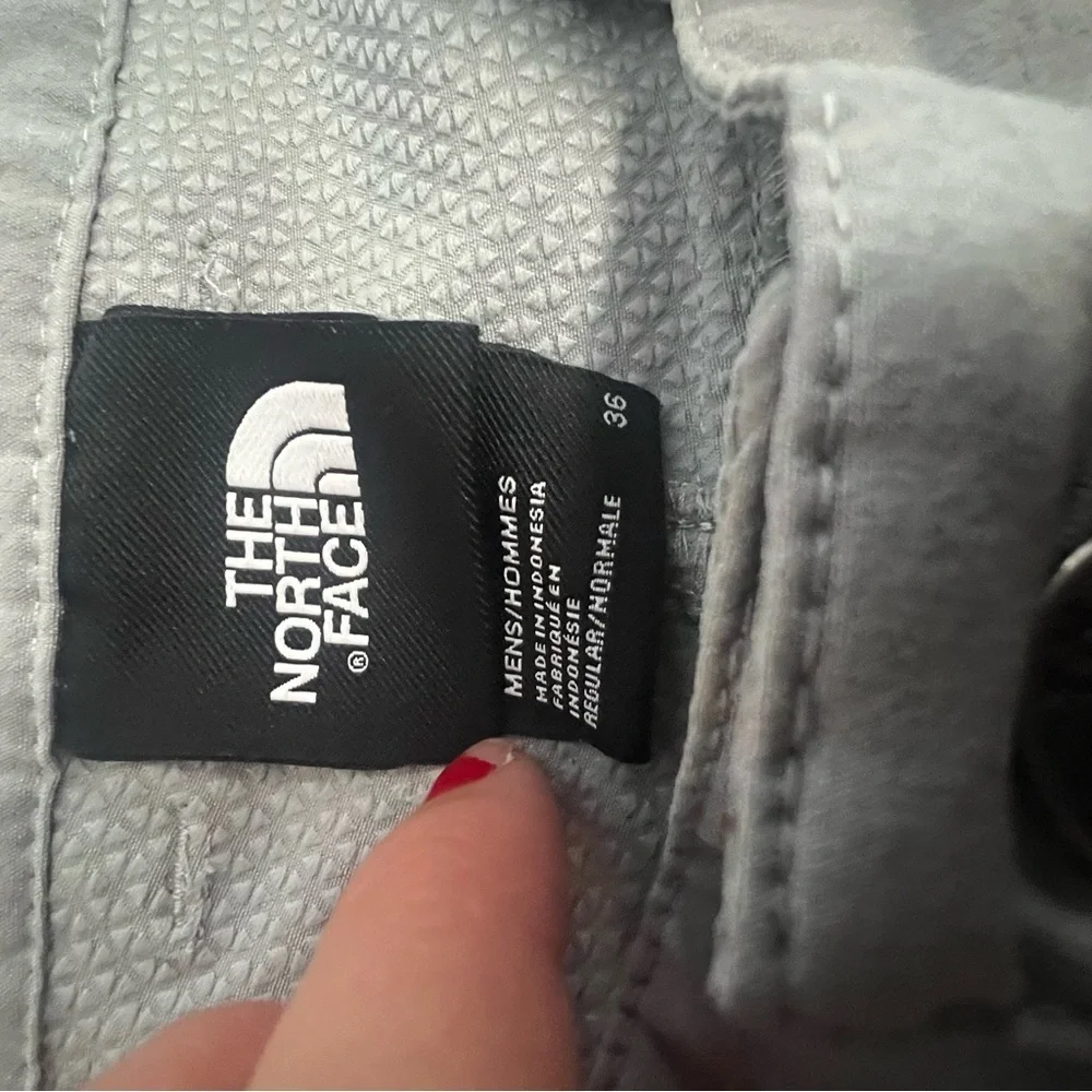 The North Face Men's Light Gray Athletic Shorts